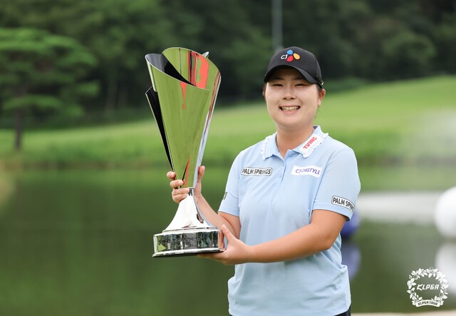 홍정민, 72홀 최소타 신기록 달성하며 KLPGA 투어 새역사 썼다